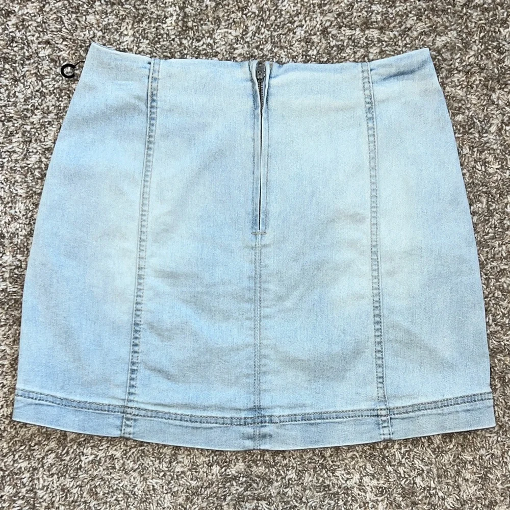 Wild Fable Denim Mini Skirt - Size 4 - Bleached Denim